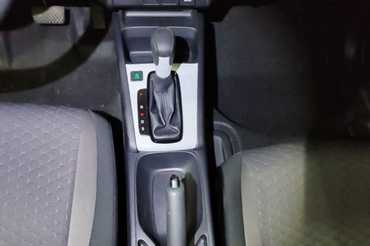 Used Honda Fit 2021 1.5L CVT Trendy Edition Gear Lever