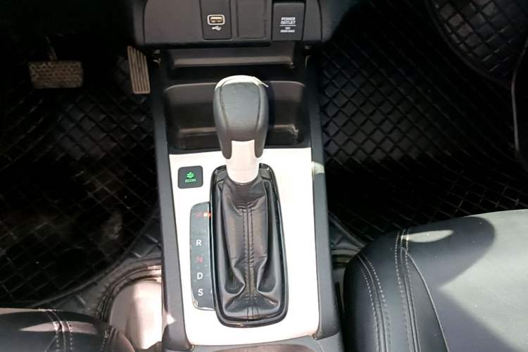 Used Honda Fit 2021 1.5L CVT Trend Edition Gear Lever