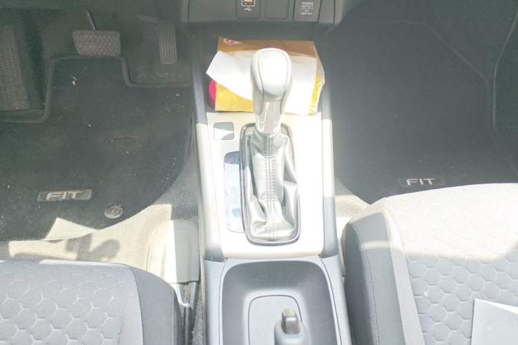 Used Honda Fit 2021 1.5L CVT Trend Edition Gear Lever