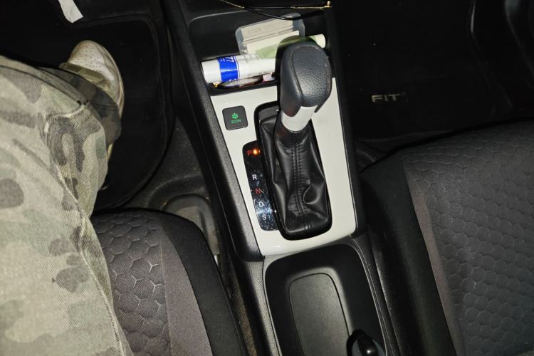 Used Honda Fit 2021 1.5L CVT Trend Edition Gear Lever