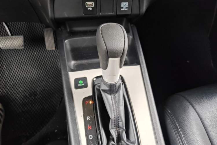 Used Honda Fit 2021 1.5L CVT Trend Edition Gear Lever