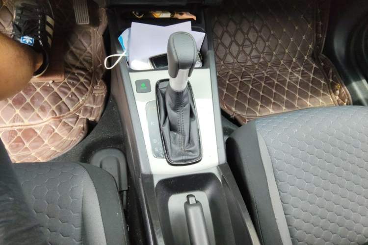 Used Honda Fit 2021 1.5L CVT Trend Edition Gear Lever