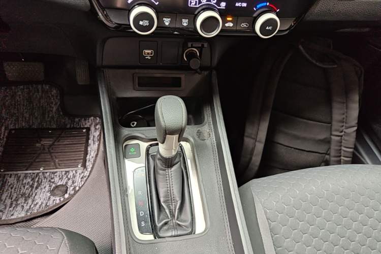Used Honda Fit 2021 1.5L CVT Trend Edition Gear Lever