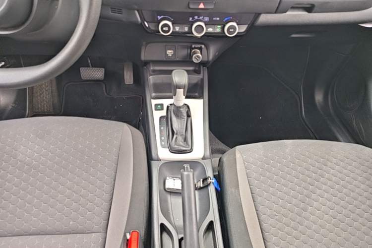 Used Honda Fit 2021 1.5L CVT Trend Edition Gear Lever