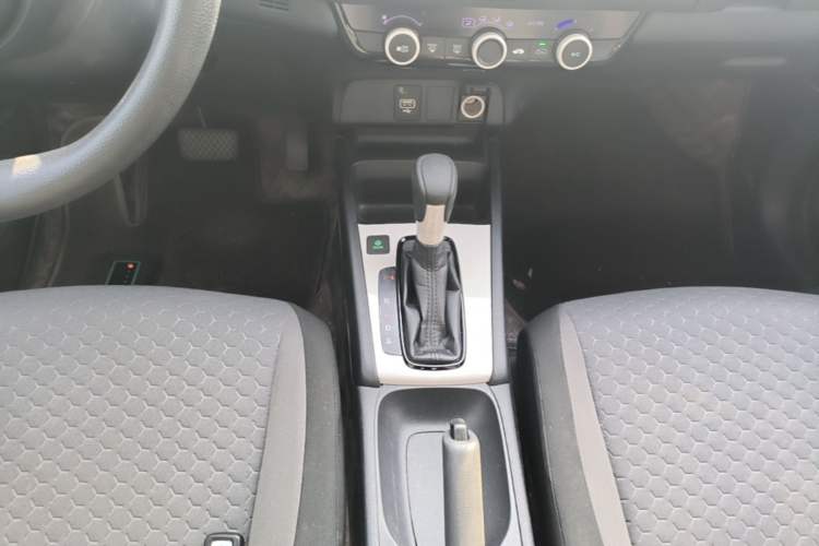 Used Honda Fit 2021 1.5L CVT Trendy Run Pro Edition Gear Lever