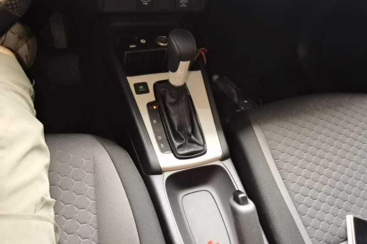 Used Honda Fit 2021 1.5L CVT Trend Edition Gear Lever