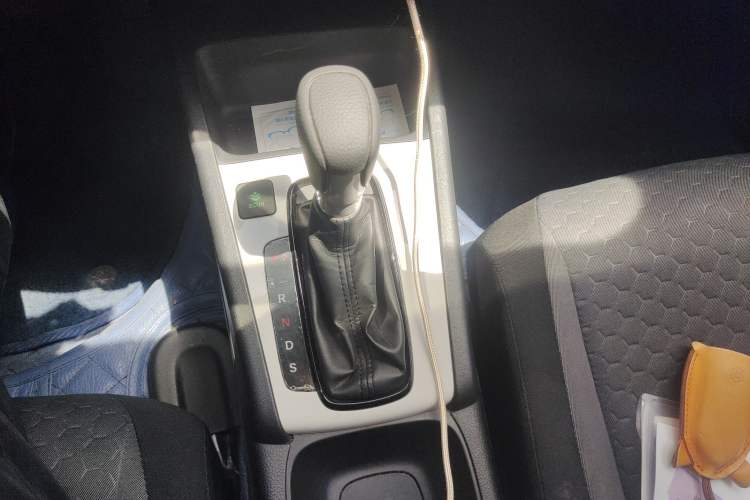 Used Honda Fit 2021 1.5L CVT Trend Edition Gear Lever