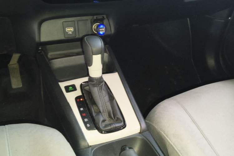 Used Honda Fit 2021 1.5L CVT Trend Edition Gear Lever