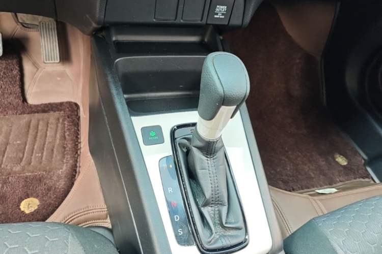 Used Honda Fit 2021 1.5L CVT Trendy Edition Gear Lever