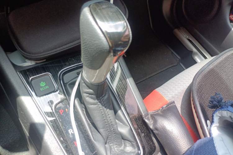 Used Honda Fit 2021 1.5L CVT Trendy Sports Edition Gear Lever