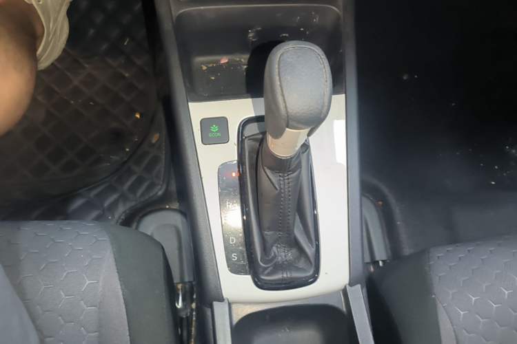 Used Honda Fit 2021 1.5L CVT Trend Edition Gear Lever