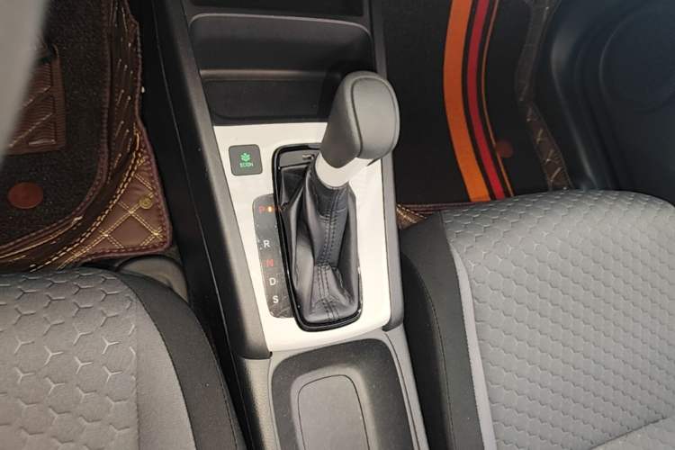 Used Honda Fit 2021 1.5L CVT Trend Edition Gear Lever