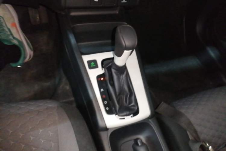 Used Honda Fit 2021 1.5L CVT Trend Edition Gear Lever
