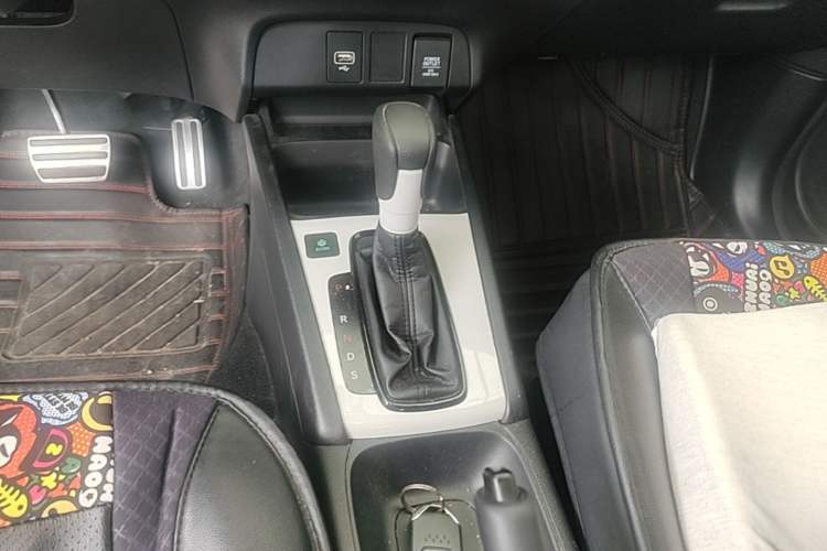 Used Honda Fit 2021 1.5L CVT Trendy Sports Edition Gear Lever