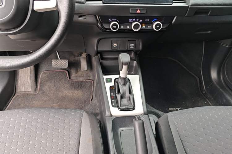 Used Honda Fit 2021 1.5L CVT Trend Edition Gear Lever