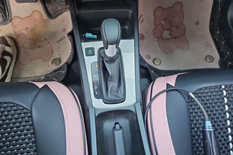 Used Honda Fit 2021 1.5L CVT Trend Edition Gear Lever