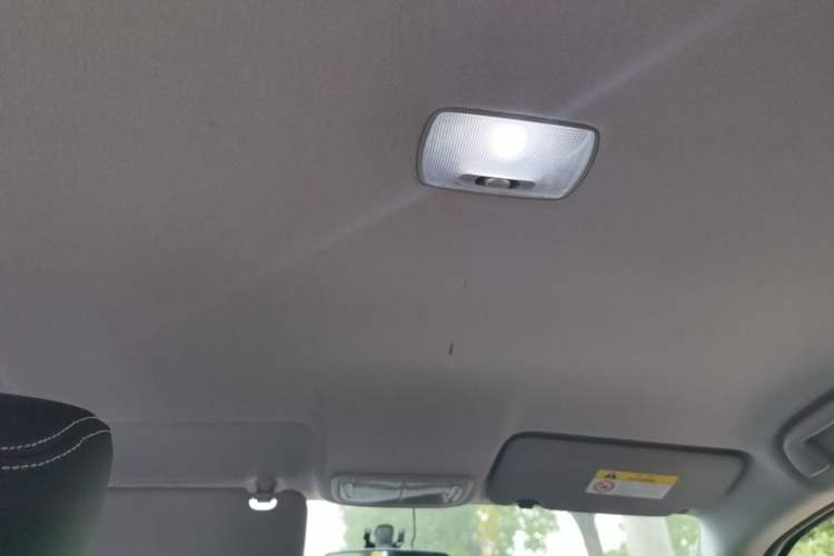 Used Honda Fit 2021 1.5L CVT Trendy Edition Headliner