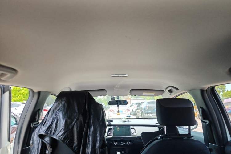 Used Honda Fit 2021 1.5L CVT Trend Edition Headliner