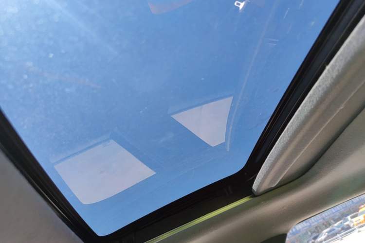 Used Honda Fit 2021 1.5L CVT Trend Edition Headliner