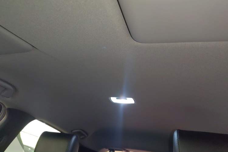 Used Honda Fit 2021 1.5L CVT Trend Edition Headliner