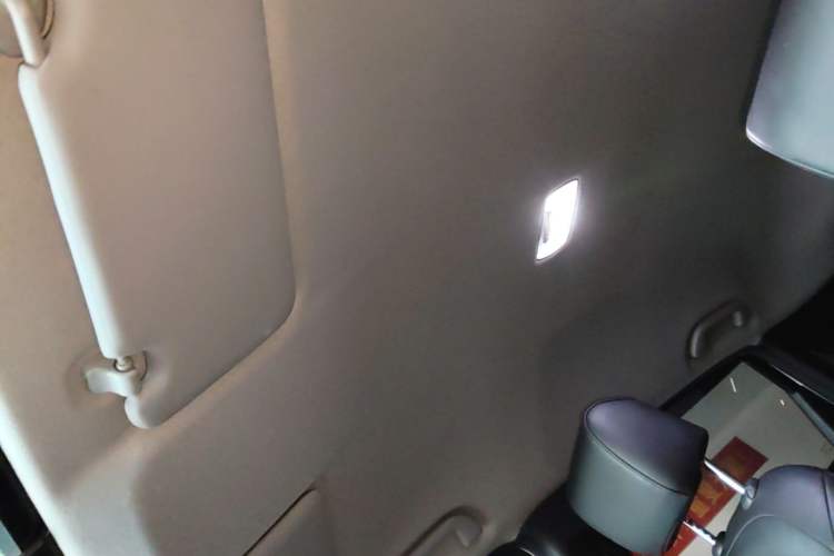 Used Honda Fit 2021 1.5L CVT Trend Edition Headliner