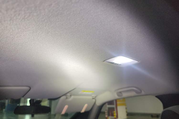 Used Honda Fit 2021 1.5L CVT Trendy Edition Headliner