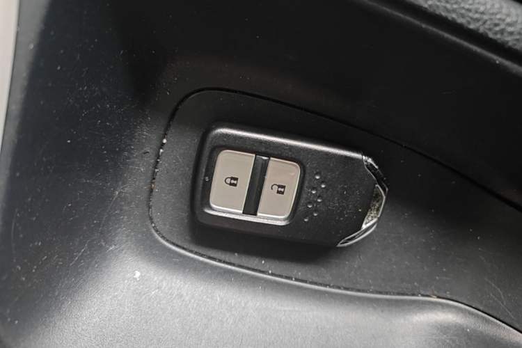 Used Honda Fit 2021 1.5L CVT Trend Edition Interior 1