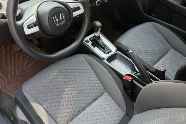 Used Honda Fit 2021 1.5L CVT Trend Edition Interior 2