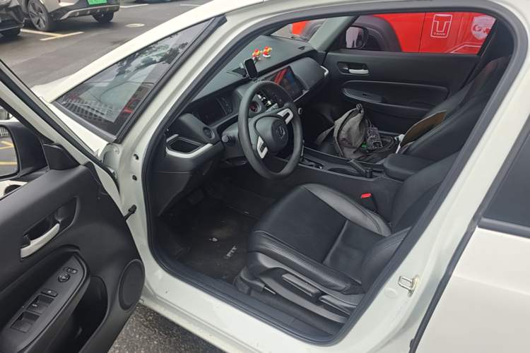 Used Honda Fit 2021 1.5L CVT Trend Edition Interior 3