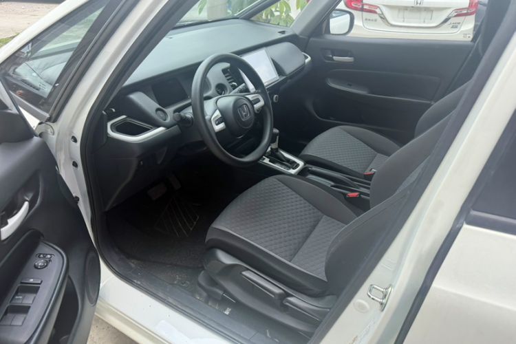 Used Honda Fit 2021 1.5L CVT Trend Edition Interior 3