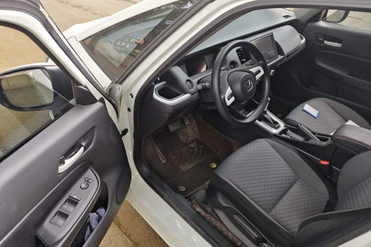 Used Honda Fit 2021 1.5L CVT Trend Edition Interior 3