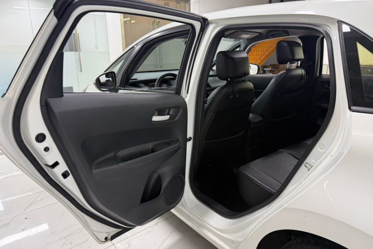 Used Honda Fit 2021 1.5L CVT Trend Edition Interior 3