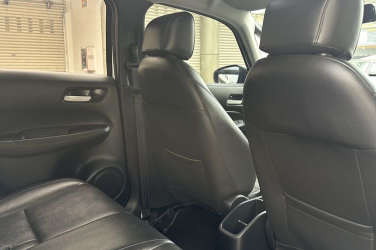 Used Honda Fit 2021 1.5L CVT Trend Edition Interior 3