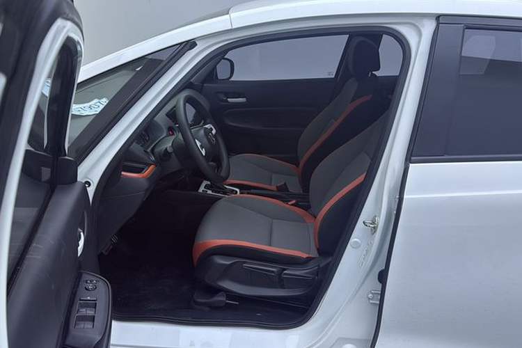 Used Honda Fit 2021 1.5L CVT Trendy Sports Edition Interior 4