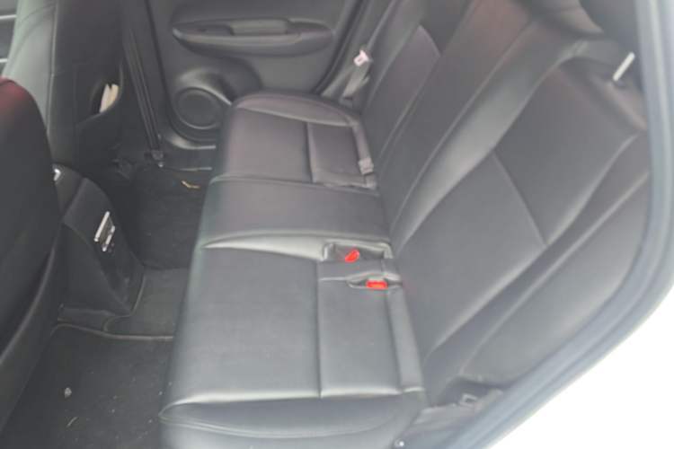 Used Honda Fit 2021 1.5L CVT Trend Edition Interior 4