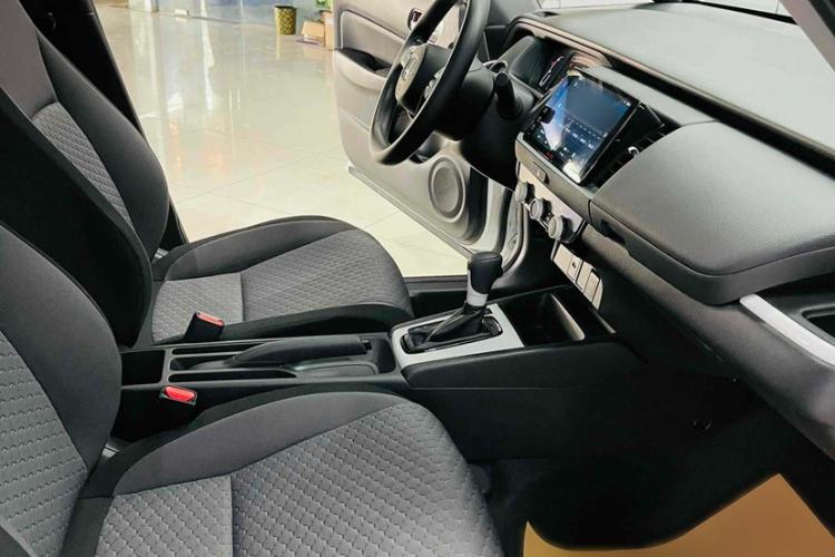Used Honda Fit 2021 1.5L CVT Trend Edition Interior 4