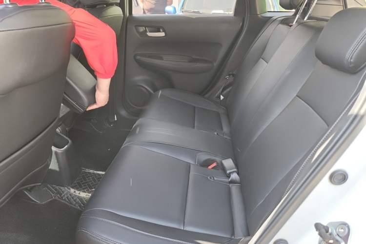 Used Honda Fit 2021 1.5L CVT Trend Edition Interior 4