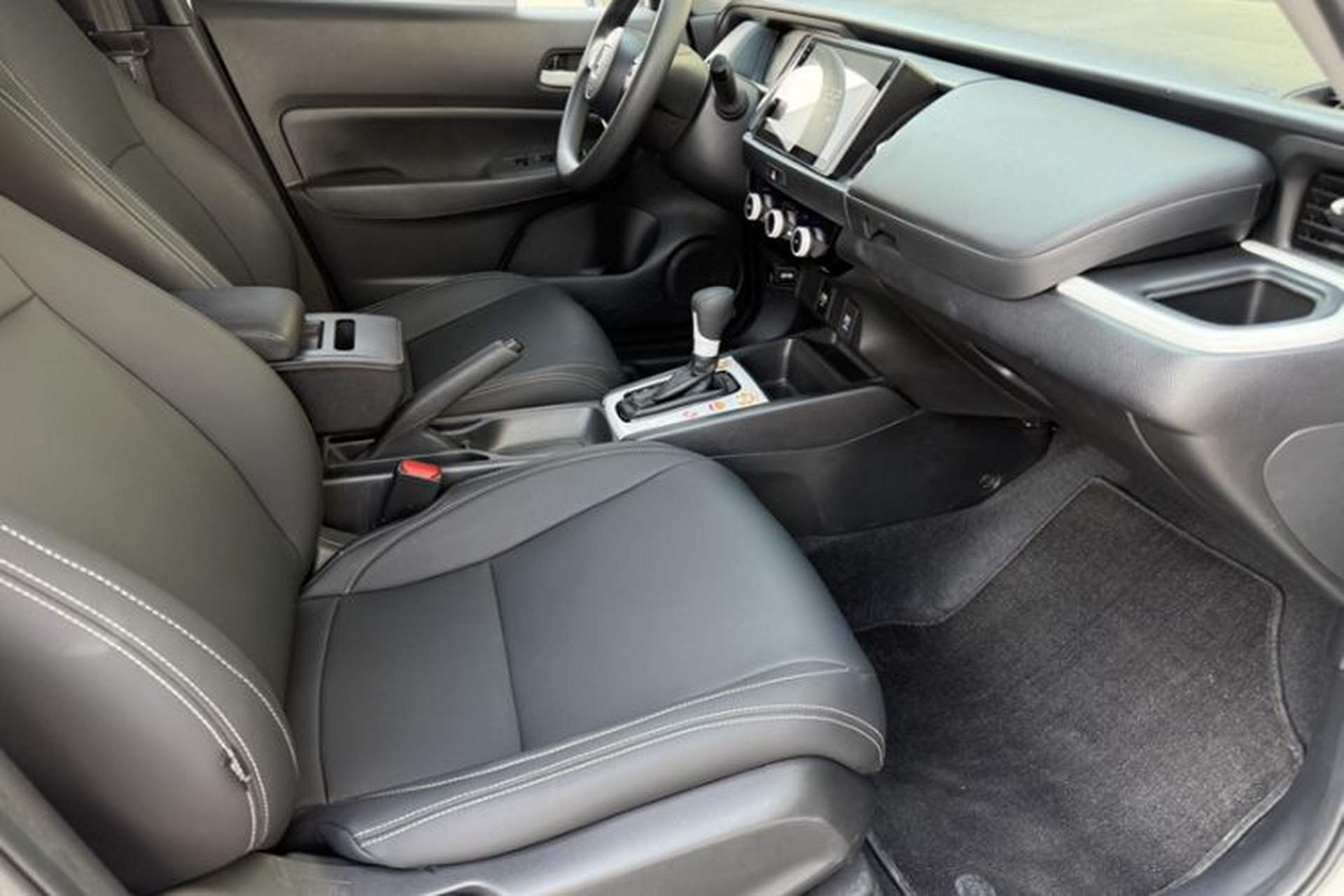 Used Honda Fit 2021 1.5L CVT Trend Edition Interior 5