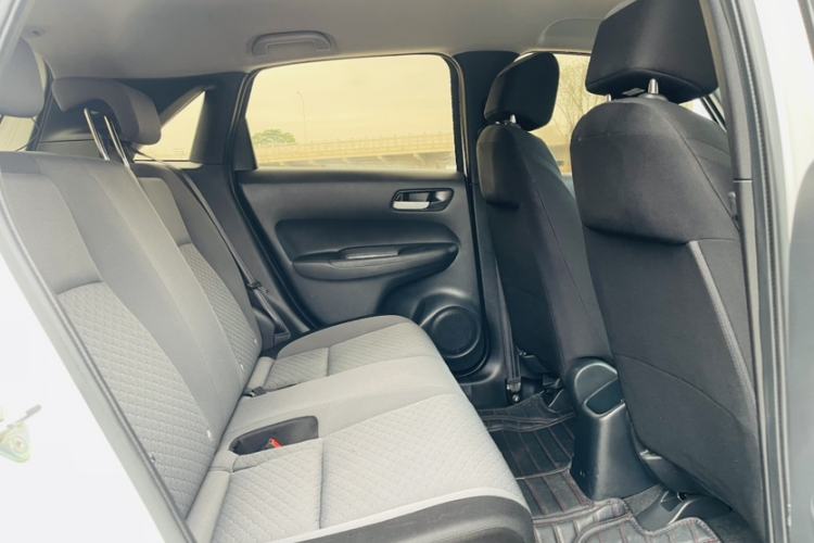 Used Honda Fit 2021 1.5L CVT Trend Edition Interior 5