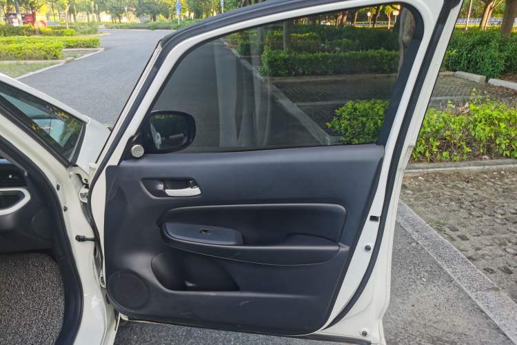 Used Honda Fit 2021 1.5L CVT Trend Edition Interior 6
