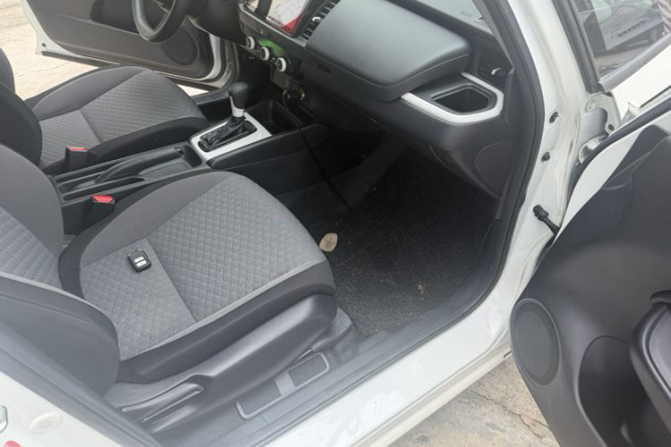 Used Honda Fit 2021 1.5L CVT Trend Edition Interior 7