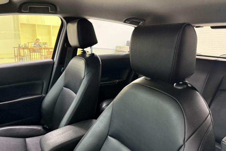 Used Honda Fit 2021 1.5L CVT Trend Edition Interior 8