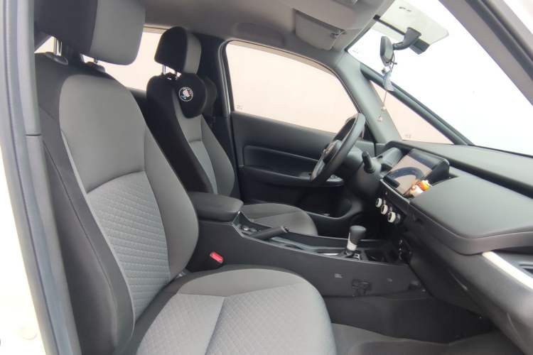 Used Honda Fit 2021 1.5L CVT Trend Edition Interior 8