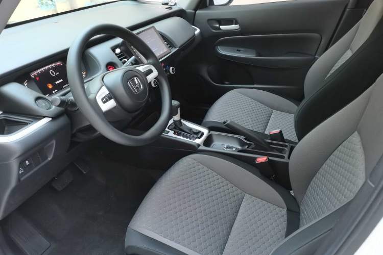 Used Honda Fit 2021 1.5L CVT Trendy Edition Left Front Seat