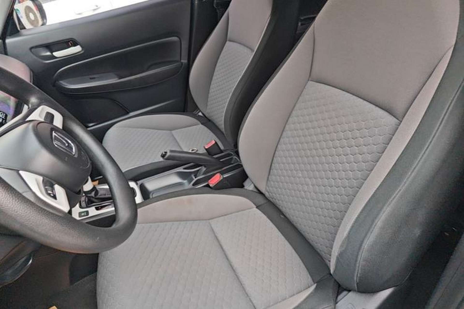 Used Honda Fit 2021 1.5L CVT Trend Edition Left Front Seat