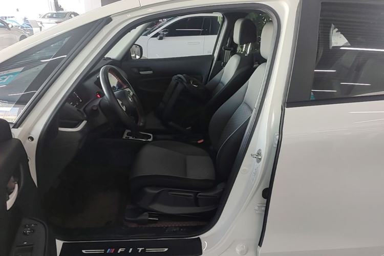 Used Honda Fit 2021 1.5L CVT Trendy Edition Left Front Seat
