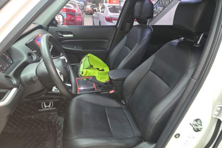 Used Honda Fit 2021 1.5L CVT Trend Edition Left Front Seat