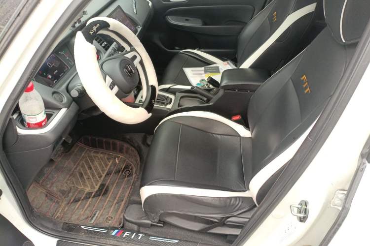 Used Honda Fit 2021 1.5L CVT Trend Edition Left Front Seat
