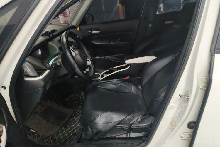 Used Honda Fit 2021 1.5L CVT Trend Edition Left Front Seat