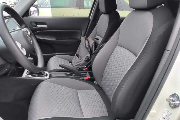 Used Honda Fit 2021 1.5L CVT Trendy Edition Left Front Seat